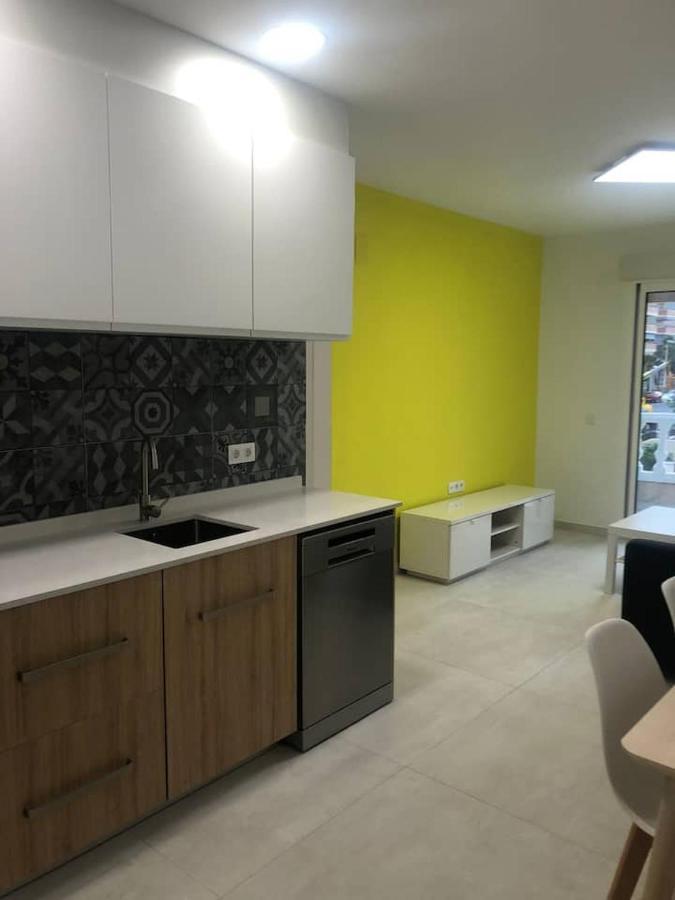 Acogedor Apartamento A 100 Mtr De La Playa, 1 Dormitorio Y Salon Con Sofa Cama Oropesa del Mar Exterior photo